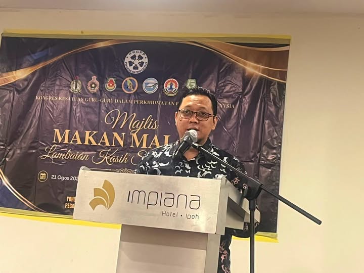 Berpijak di Bumi Nyata